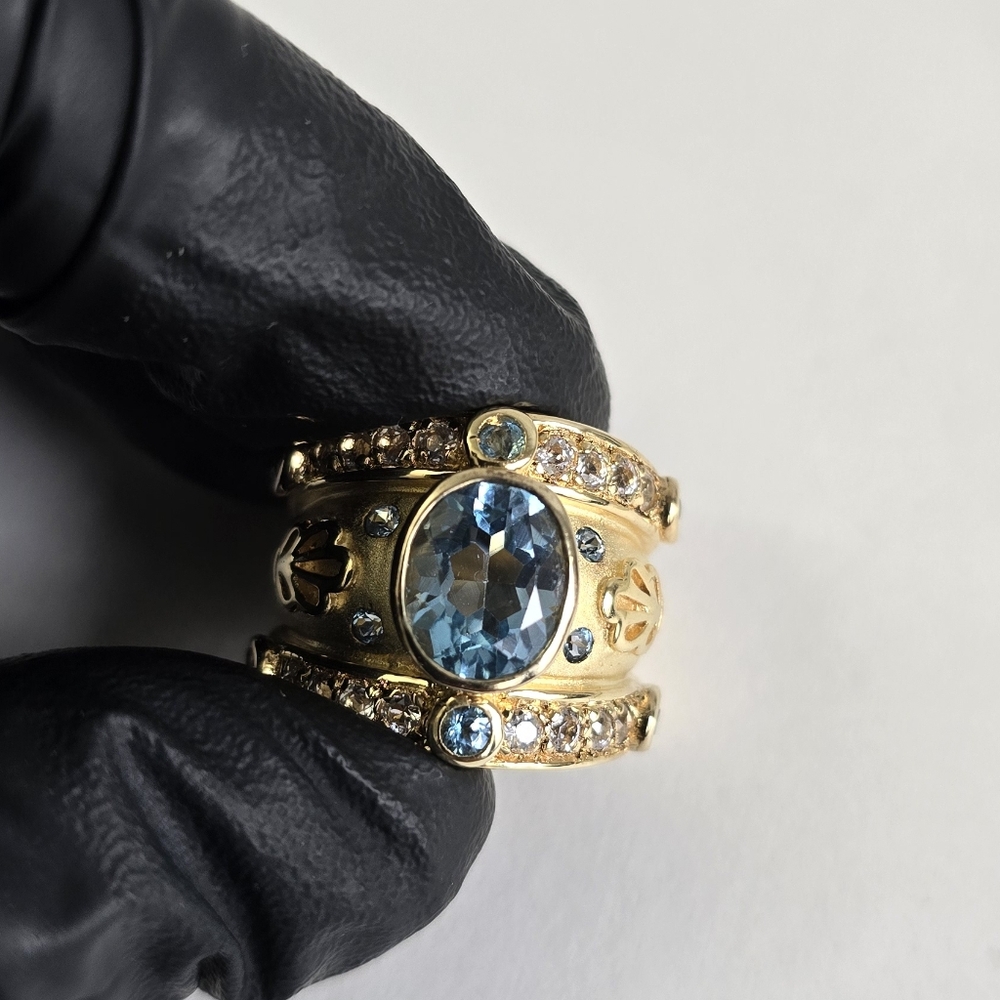 Watch Video / Imperial Majesty: Sterling Silver 925 Topaz Ring
